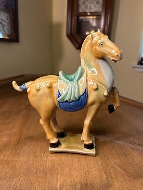 Vintage Tang-Style Ceramic Horse Figurine 8.25"-tall Colorful Glaze Chipped Ear
